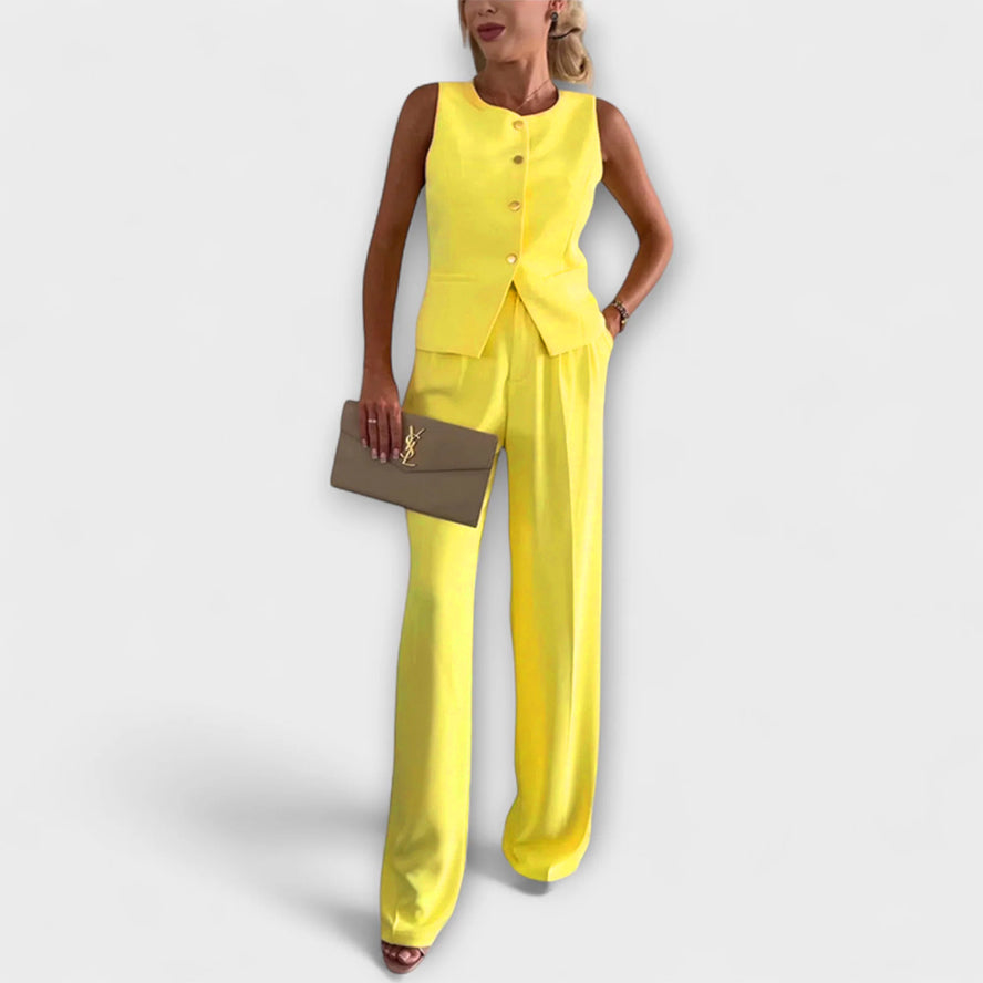 Wilhelmina - Tyylikäs hihaton yläosa ja housusetti