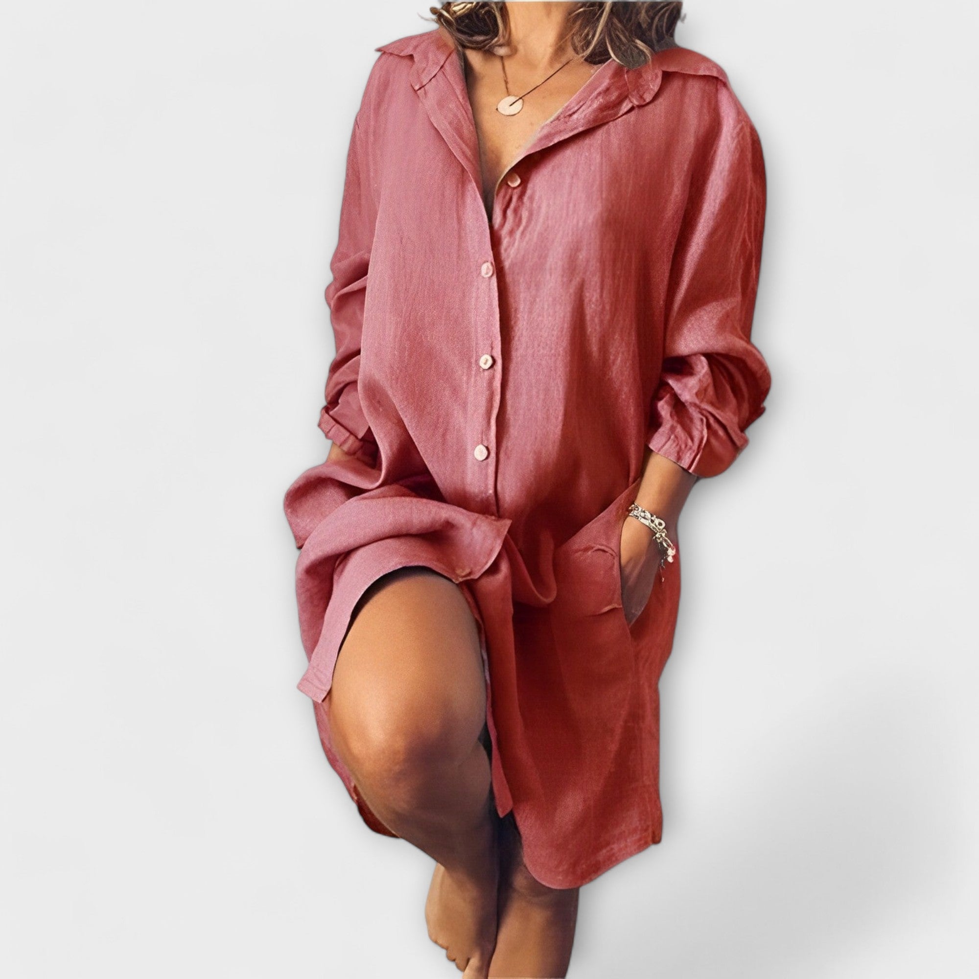 Elegantti raidallinen paita päivittäiseen käyttöön