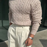 Mergim – Rento neulepusero pitkillä hihoilla