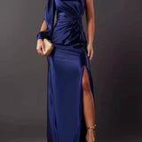 Elisa - Ylellinen mekko hienostuneisuudella