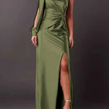 Elisa - Ylellinen mekko hienostuneisuudella