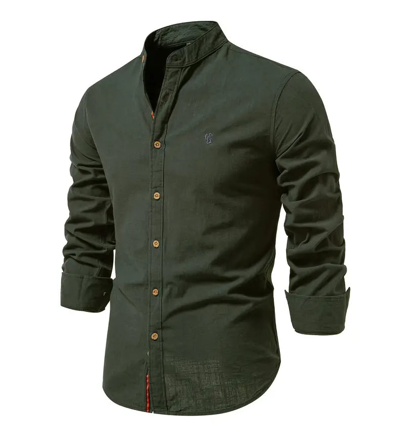 Callum | Miehen pellavapaidan nappilistan kanssa