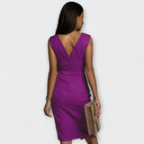 Desi - V-kaula-aukkoinen halkiomekko