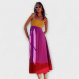 Väri-losat spagetti-olkaiminen mekko