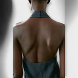 Hannah - Sininen olkaimeton toppi selkäreverkolla