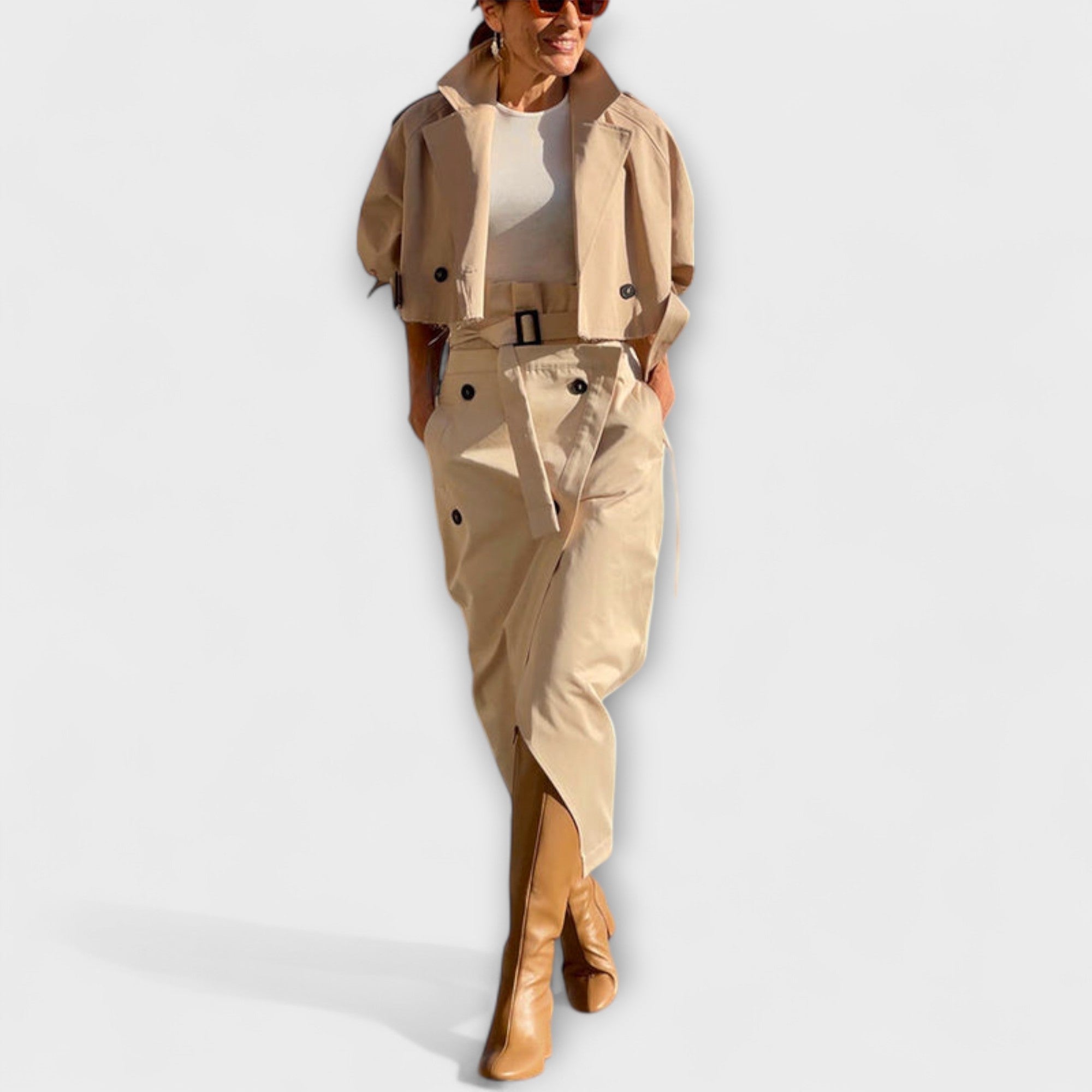 Lyra – Tyylikäs midi-hame ja bleiseri taskuilla