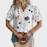 Emily – Moderni pusero terävillä yksityiskohdilla