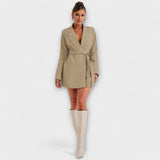 Thays | Paita takin tyyliin V-aukolla