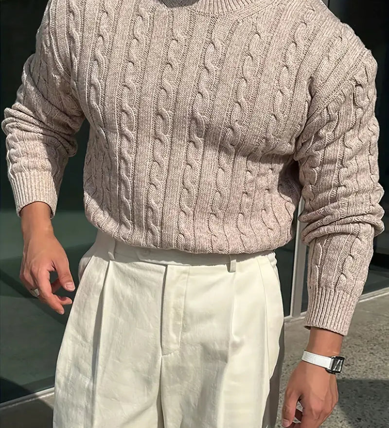 Mergim – Rento neulepusero pitkillä hihoilla