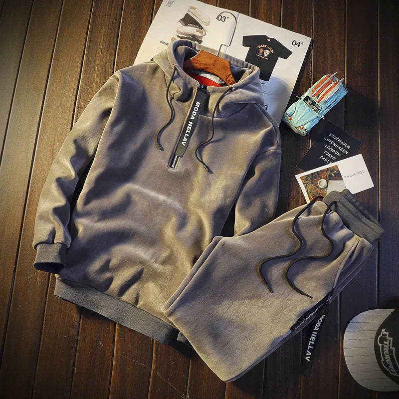 Miesten samettiliivi ja treenivaatteet pehmeät ja mukavat