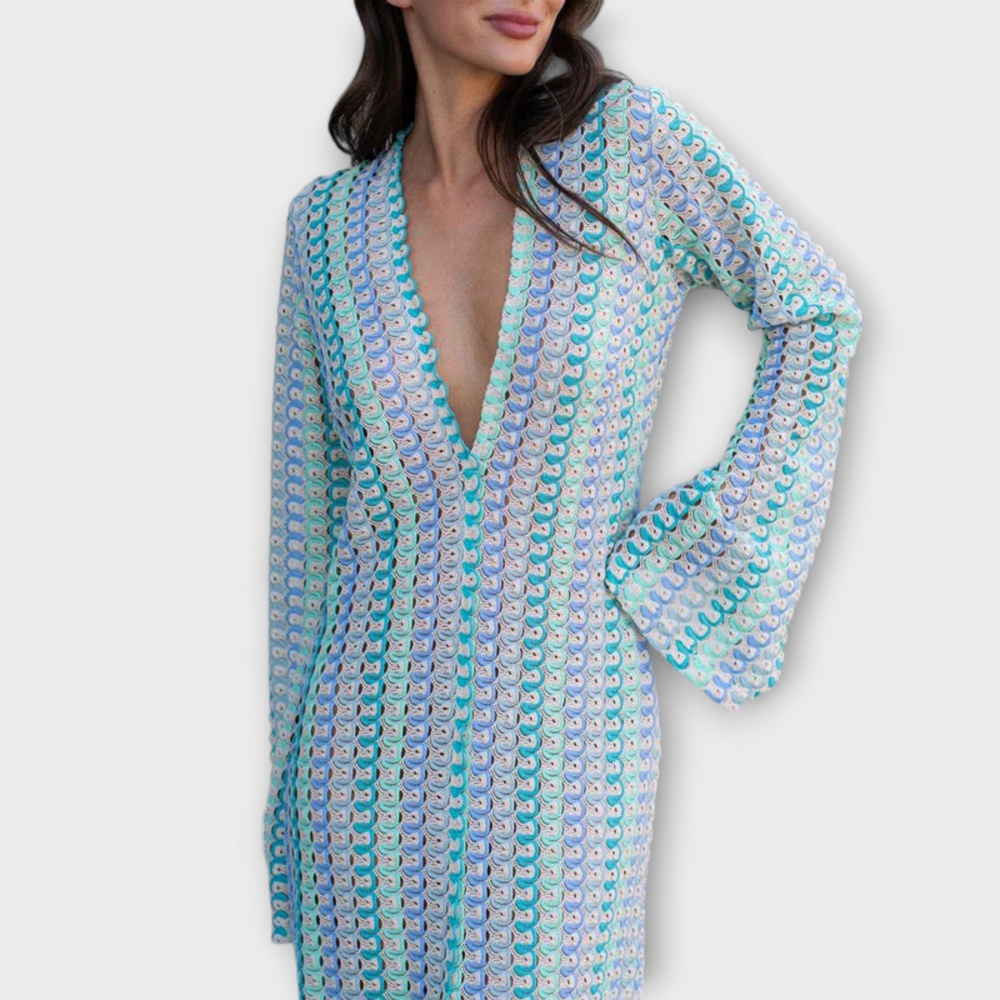 Elina – Maximekko V-aukolla ja kesäisellä tunnelmalla