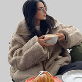 Charlotte - Teddy-vuorattu takki