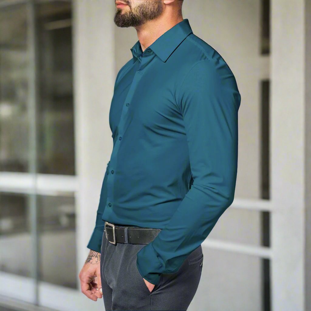 Tyylikäs, vartalonmyötäinen miesten paita