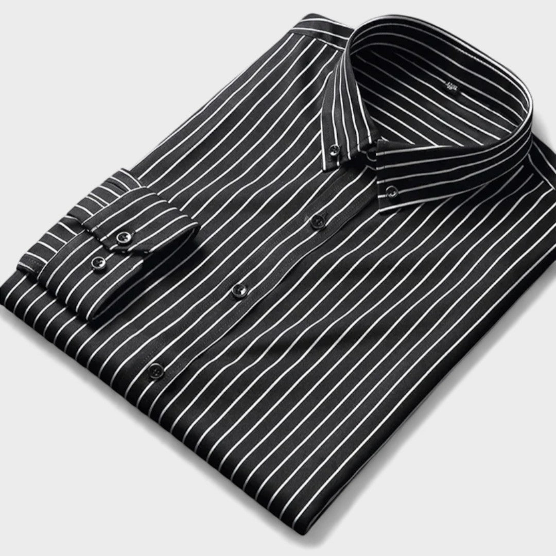 Oskar - Illallisrento selkäraidallinen miesten paita