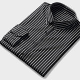 Oskar - Illallisrento selkäraidallinen miesten paita