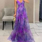 Madeline | Pitkä kukkakuvioinen mekko rennon tyylikkyyden saavuttamiseksi