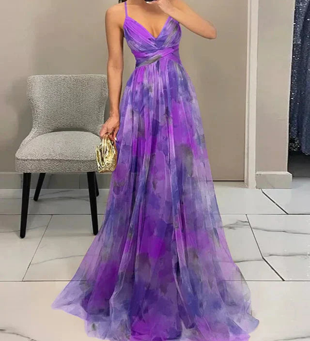 Madeline | Pitkä kukkakuvioinen mekko rennon tyylikkyyden saavuttamiseksi