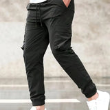 Tyylikäs ja monipuolinen yksivärinen miesten housu sivutaskuilla rennon iloiseen tyyliin