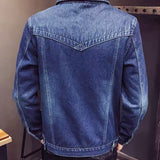 Vuorillinen farkkutakki miehille – lämmin ja kestävä