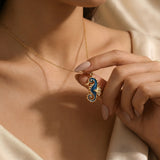 Kaulakoru onnenamuletti – merihevonen