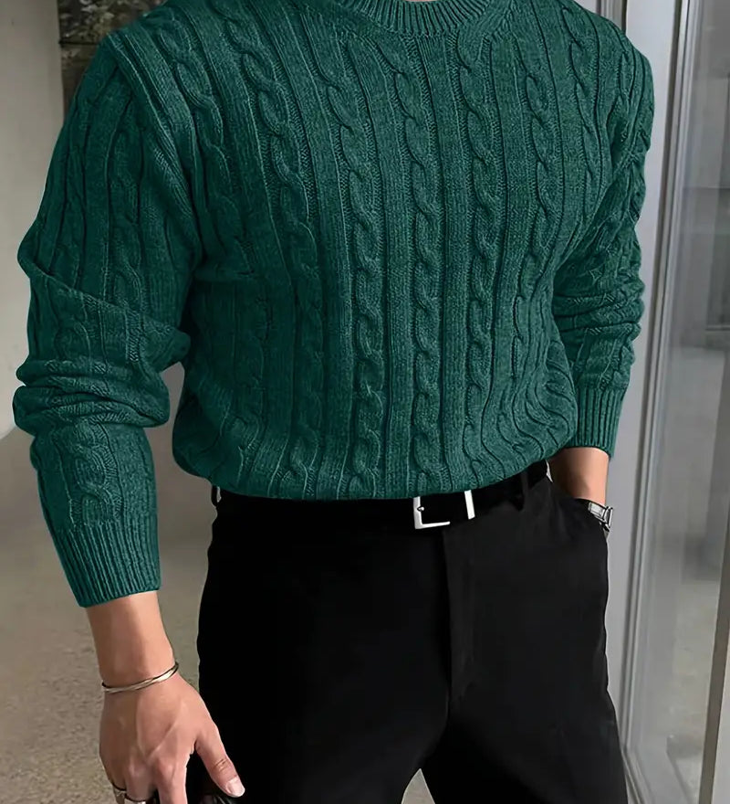 Mergim – Rento neulepusero pitkillä hihoilla