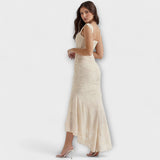 Renske - Elegantti pitkä mekko hienostuneella korsettisuunnittelulla