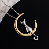 Romanttinen kaulakoru - kuu ja kissa