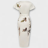 Satiininen V-aukkoinen mekko