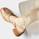 Milie | Retro-sandaalit neliökärkisellä kärjellä ja mukavalla korolla