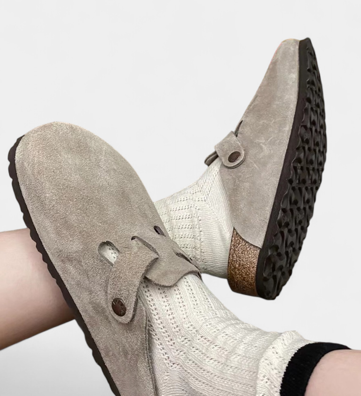 Aubree | Miesten ja naisten samettimoffisaappaat säädettävällä hihnalla